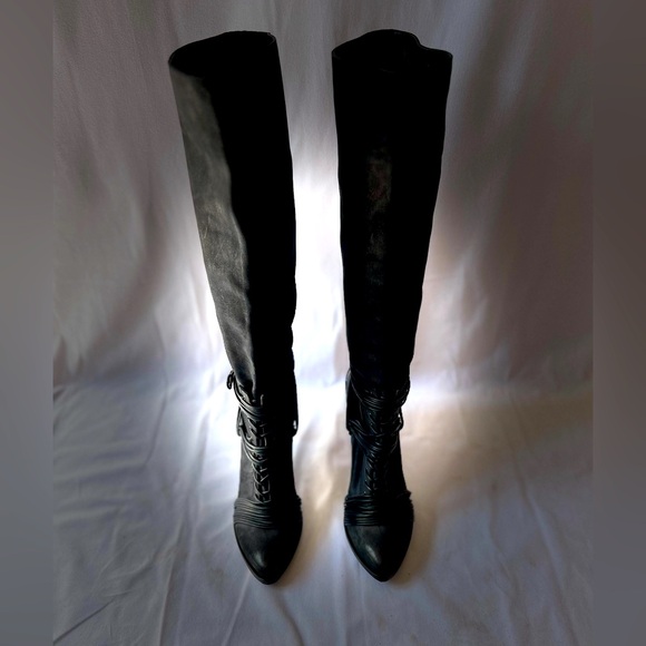 Authentic Givenchy black leather boots. New without tags. - Picture 1 of 6